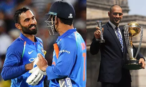 இதுவரை கண்டதிலேயே தலைசிறந்த கேப்டன் - தோனிக்கு புகழாரம் சூட்டிய தினேஷ் கார்த்திக்