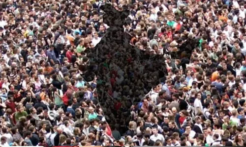 146 கோடியை நோக்கி இந்தியாவின் மக்கள்தொகை..  குறைந்த கருவுறுதல் விகிதம் - ஐ.நா அறிக்கை கூறுவது என்ன?