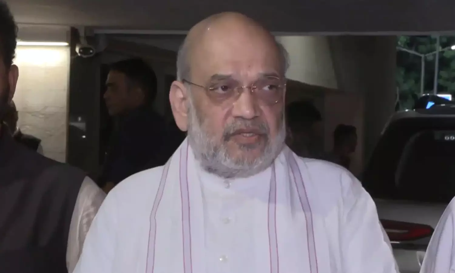 விமான விபத்தில் பலியானோர் குடும்பத்தினருடன் நாடு துணையாக நிற்கும்: அமித்ஷா பேட்டி