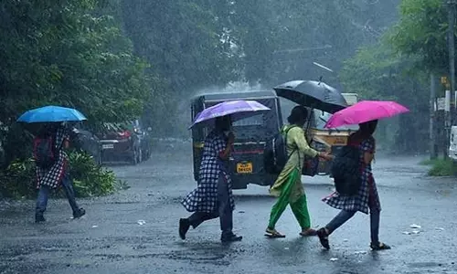 நீலகிரி, கோவைக்கு ஆரஞ்ச் அலர்ட்: முன்னெச்சரிக்கை நடவடிக்கை எடுக்க மாவட்ட கலெக்டர்களுக்கு உத்தரவு