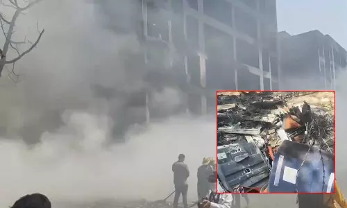 விமானம் விழுந்த இடத்தில் பயிற்சி மருத்துவர்கள் தங்கும் விடுதி: 60 பேர் கதி என்ன?