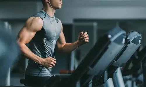 ஜிம்மில் தீவிர உடற்பயிற்சி...  மாரடைப்பு ஏற்பட வாய்ப்புண்டா?