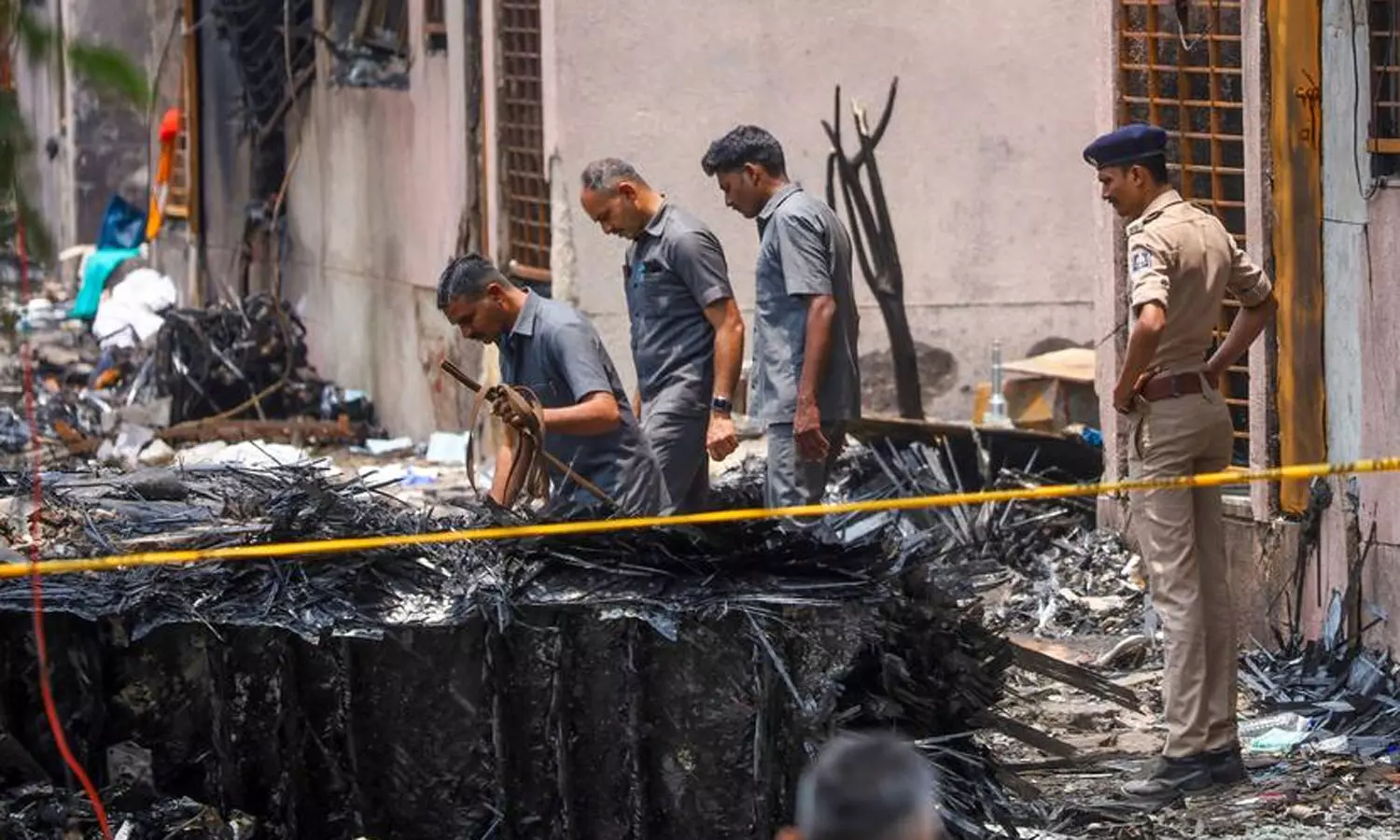 அகமதாபாத் விமான விபத்தில் பலி எண்ணிக்கை 274 ஆக உயர்வு