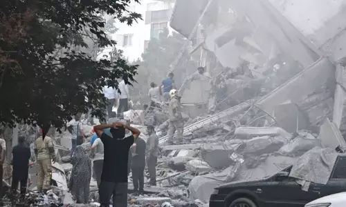 ஈரான் மீது இஸ்ரேல் தாக்குதல்: 78 பேர் உயிரிழப்பு.. 320 பேர் படுகாயம் - தொடரும் மோதல்