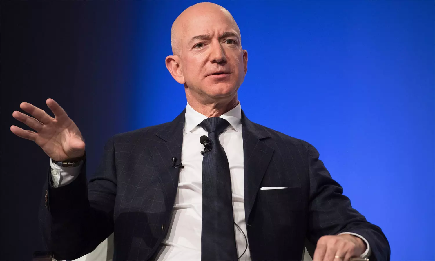 உலக கோடீஸ்வரர்கள் பட்டியல்: 2வது இடத்தை இழந்த ஜெப் பெசோஸ்