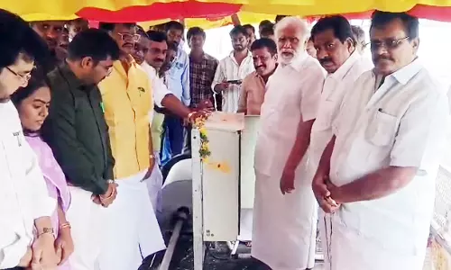 வைகை அணையில் மதுரை, திண்டுக்கல் மாவட்ட முதல்போக பாசனத்திற்கு தண்ணீர் திறப்பு