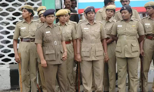 மகப்பேறு விடுப்பு முடிந்து பணிக்கு திரும்பும் பெண் காவலர்களுக்கு விரும்பும் இடத்தில் பணியிட மாற்றம்