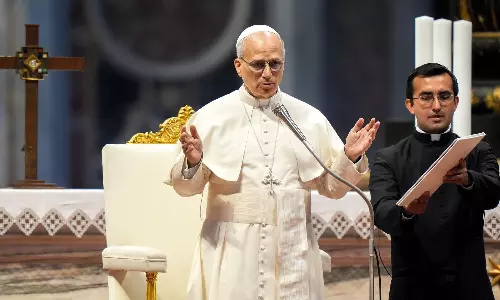 பகுத்தறிவுடன் செயல்படுங்கள்.. இஸ்ரேல் - ஈரான் மோதலை நிறுத்த போப் லியோ அழைப்பு