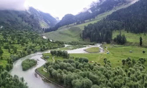 ஜம்மு-காஷ்மீர்: பஹல்காம் தாக்குதலுக்குப் பின் மூடப்பட்ட 16 சுற்றுலாத் தலங்கள் மீண்டும் திறப்பு