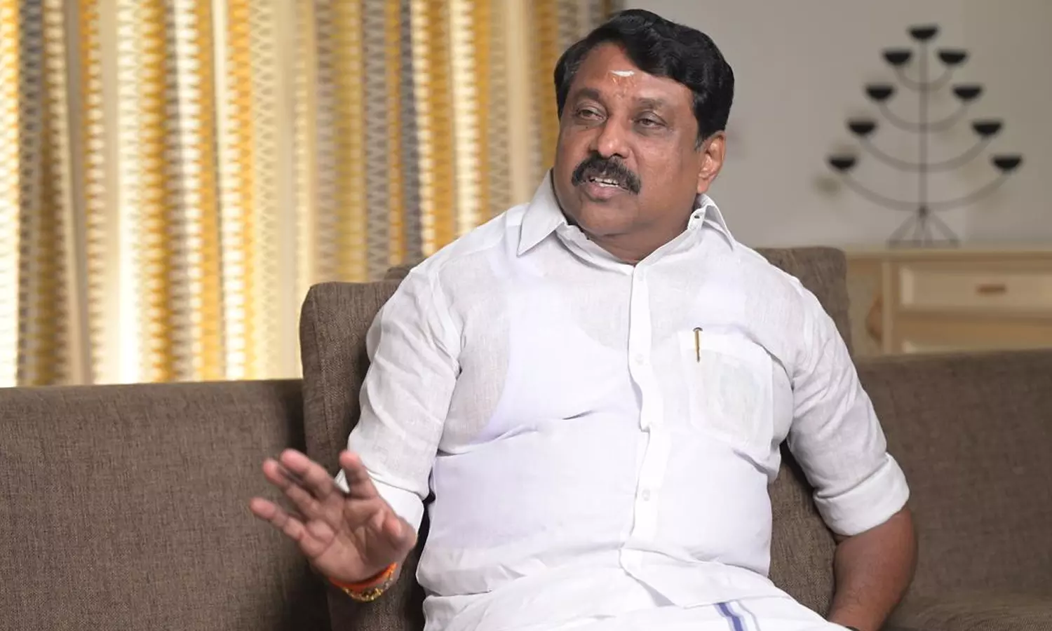 மருத்துவர்கள் நியமனம் மீது எப்போதுதான் கவனம் செலுத்தும் திமுக அரசு?- நயினார் நாகேந்திரன் மருத்துவர்கள் நியமனம் மீது எப்போதுதான் கவனம் செலுத்தும் திமுக அரசு?- நயினார் நாகேந்திரன்