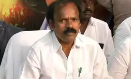 சிறுவன் கடத்தல் வழக்கு - பூவை ஜெகன்மூர்த்தி காவல்நிலையத்தில் ஆஜர்