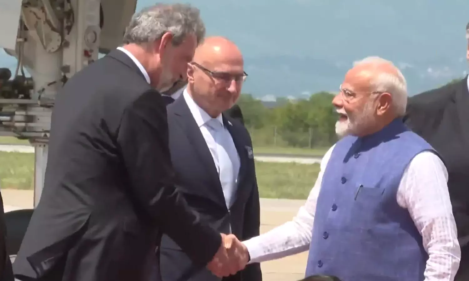 கனடா பயணத்தை நிறைவுசெய்த பிரதமர் மோடி குரோஷியா சென்றடைந்தார்