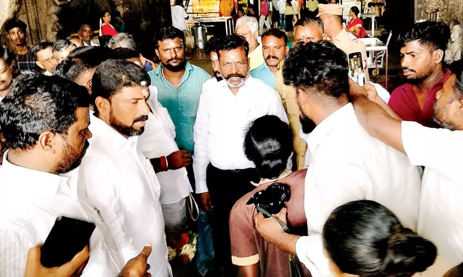 மதவாத சக்திகள் திருப்பரங்குன்றம் பிரச்சனையை பெரிதாக்க கூடாது- திருமாவளவன்