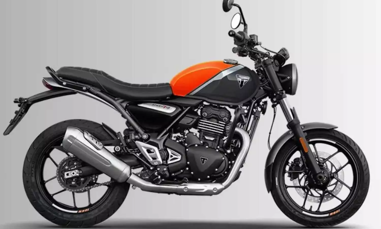 சின்ன அப்டேட் செய்யப்பட்ட டிரையம்ப் ஸ்பீடு T4 இந்தியாவில் அறிமுகம் - என்ன ஸ்பெஷல்? சின்ன அப்டேட் செய்யப்பட்ட டிரையம்ப் ஸ்பீடு T4 இந்தியாவில் அறிமுகம் - என்ன ஸ்பெஷல்?