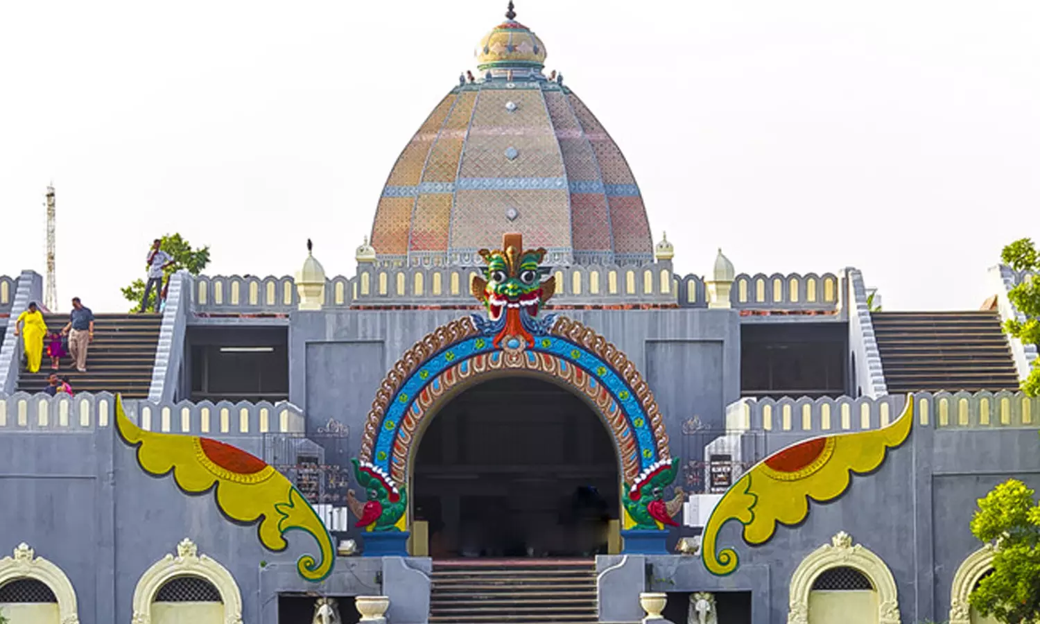 புதிய பொலிவுடன் வள்ளுவர் கோட்டம்..! முதலமைச்சர் நாளை திறந்து வைக்கிறார் புதிய பொலிவுடன் வள்ளுவர் கோட்டம்..! முதலமைச்சர் நாளை திறந்து வைக்கிறார்