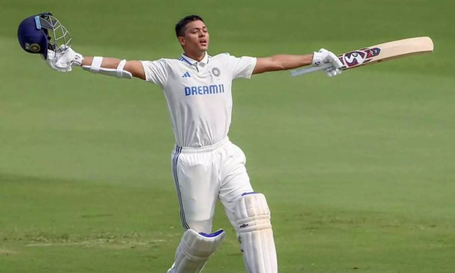 இங்கிலாந்து எதிரான முதல் டெஸ்ட்: ஜெய்ஸ்வால் அசத்தல் சதம்