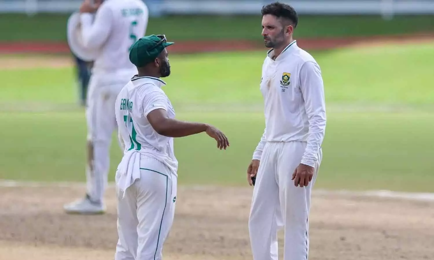 டெஸ்ட் தொடரில் இருந்து விலகிய பவுமா: கேப்டனாக கேசவ் மகாராஜ் நியமனம்