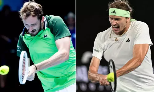 ஹாலே ஓபன் டென்னிஸ்: மெட்வதேவ்- ஸ்வெரெவ் அரையிறுதிக்கு தகுதி