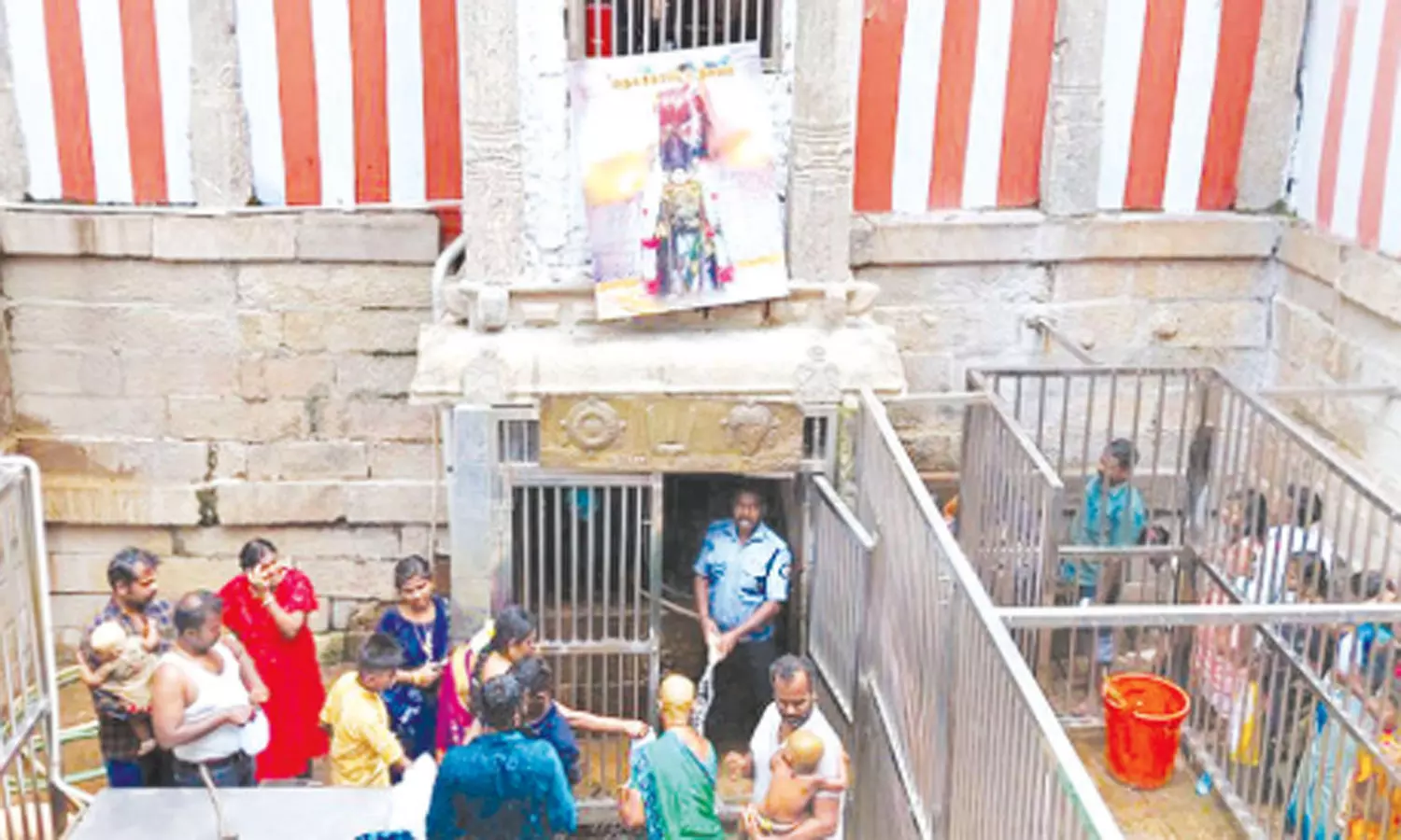 ராக்காயி அம்மன் கோவில் நூபுர கங்கை தீர்த்தம்