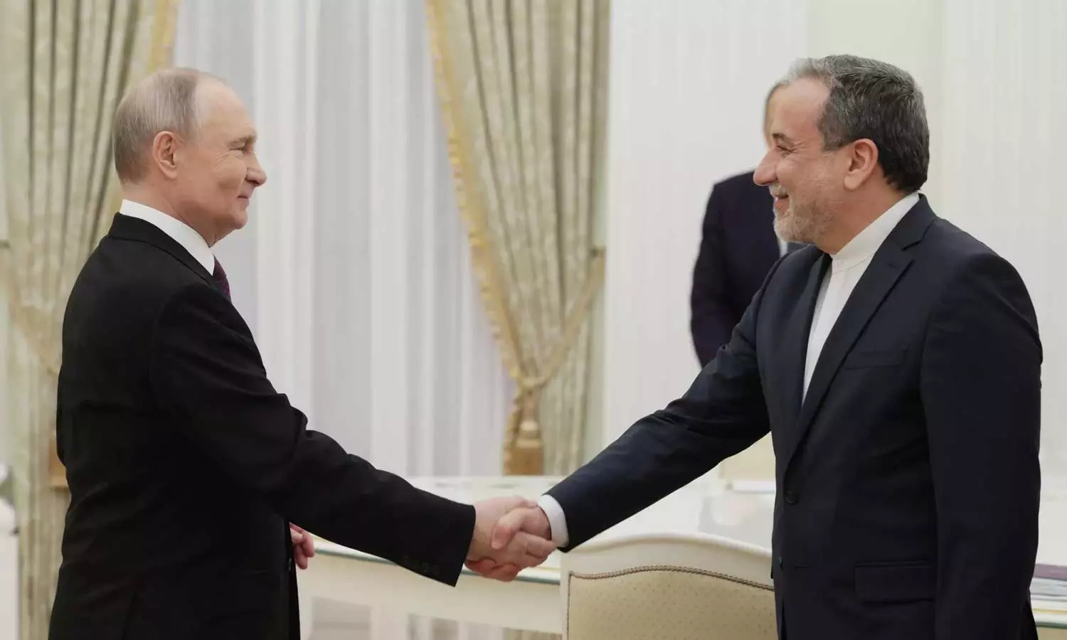 அமெரிக்காவின் தாக்குதலை அடுத்து ரஷியா செல்கிறார் ஈரான் வெளியுறவுத்துறை அமைச்சர்