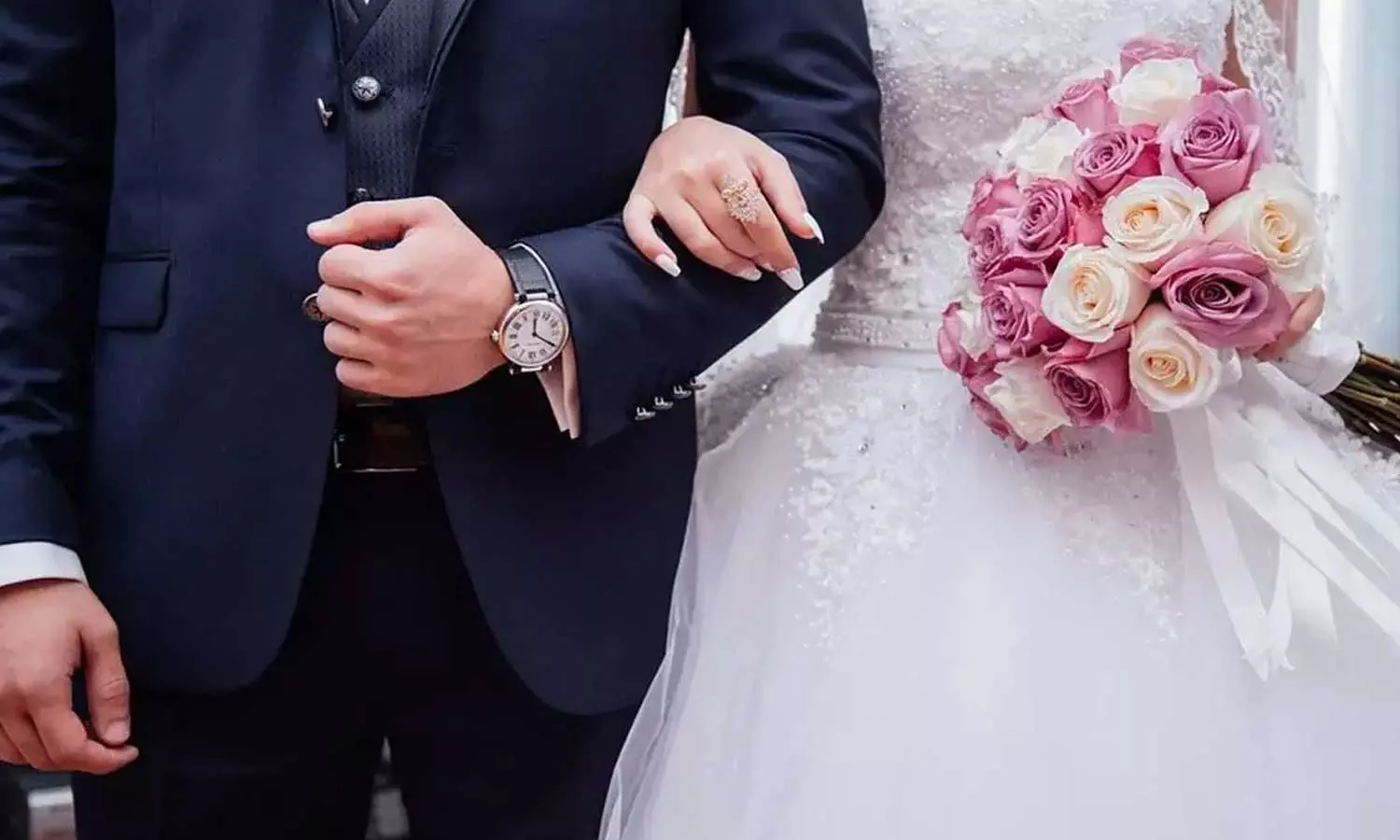 தைவான்: ஊதியத்துடன் கூடிய விடுப்புக்காக ஒரே பெண்ணை 4 முறை திருமணம் செய்த நபர்