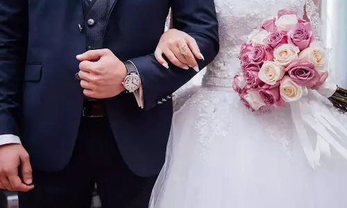 தைவான்: ஊதியத்துடன் கூடிய விடுப்புக்காக ஒரே பெண்ணை 4 முறை திருமணம் செய்த நபர்