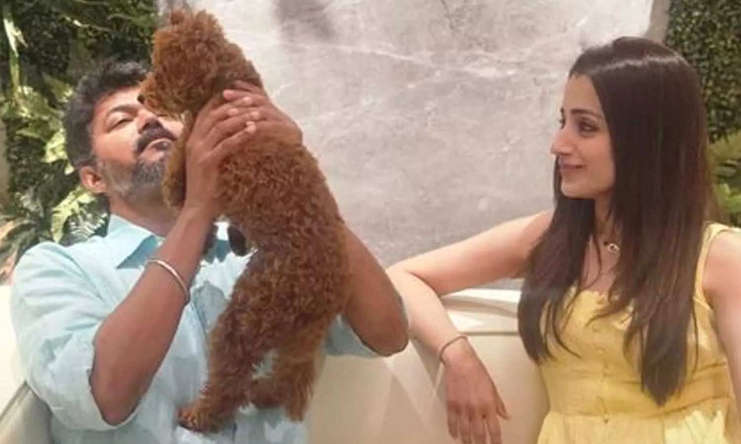 கடைசியாதான் வந்தாங்க... விஜய்க்கு பிறந்தநாள் வாழ்த்து தெரிவித்த திரிஷா