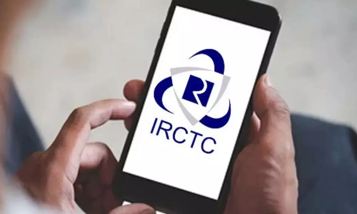 தட்கல் முன்பதிவுக்கு ஆதாரை இணைக்கும் பணி - ஐ.ஆர்.சி.டி.சி. நிறுவனம் தொடங்கியது