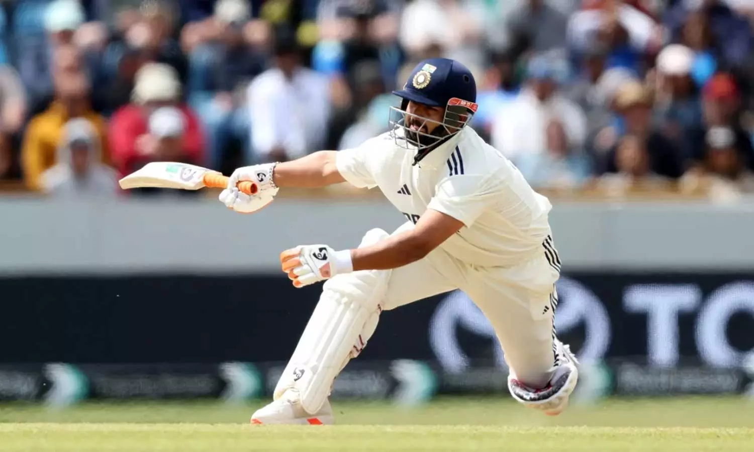 முதல் இன்னிங்சை தொடர்ந்து 2ஆவது இன்னிங்சிலும் சதம் விளாசினார் ரிஷப் பண்ட் முதல் இன்னிங்சை தொடர்ந்து 2ஆவது இன்னிங்சிலும் சதம் விளாசினார் ரிஷப் பண்ட்