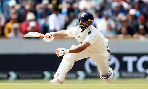 முதல் இன்னிங்சை தொடர்ந்து 2ஆவது இன்னிங்சிலும் சதம் விளாசினார் ரிஷப் பண்ட்