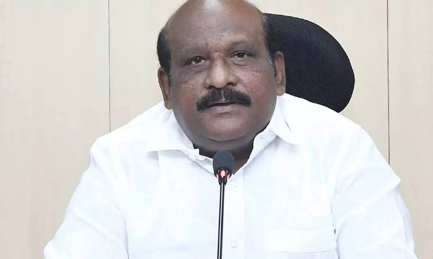 கும்பகோணம் கலைஞர் பல்கலைக்கழகம் விவகாரம்: கவர்னர் அழைக்காவிட்டால் அடுத்த கட்ட நடவடிக்கை- அமைச்சர் கும்பகோணம் கலைஞர் பல்கலைக்கழகம் விவகாரம்: கவர்னர் அழைக்காவிட்டால் அடுத்த கட்ட நடவடிக்கை- அமைச்சர்