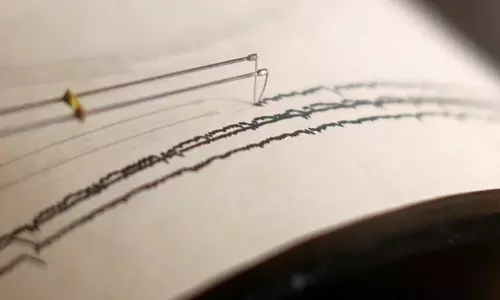 பிலிப்பைன்சில் சக்திவாய்ந்த நிலநடுக்கம் -  ரிக்டர் அளவில் 6.3 ஆக பதிவு