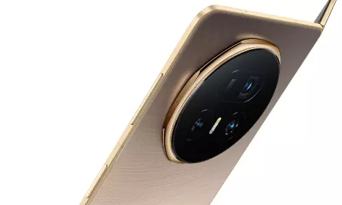 உலகின் மிக மெல்லிய மடிக்கக்கூடிய ஸ்மார்ட்போன் - ஹானர் அசத்தல்