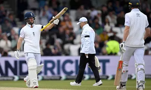 5-ம் நாள் உணவு இடைவேளை.. ஒரு விக்கெட் கூட எடுக்க முடியாமல் திணறும் இந்திய பந்துவீச்சாளர்கள்