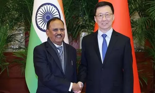 சீன துணை அதிபருடன் தேசிய பாதுகாப்பு ஆலோசகர் அஜித் தோவல் சந்திப்பு