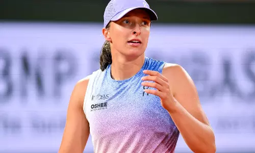 ஹாம்பர்க் ஓபன்: ஸ்வியாடெக், பெகுலா காலிறுதிக்கு முன்னேற்றம்