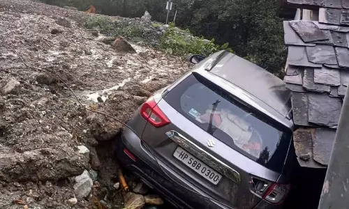 இமாச்சல பிரதேசத்தில் மேக வெடிப்பால் கனமழை- வெள்ளத்தில் சிக்கி 2 பேர் பலி