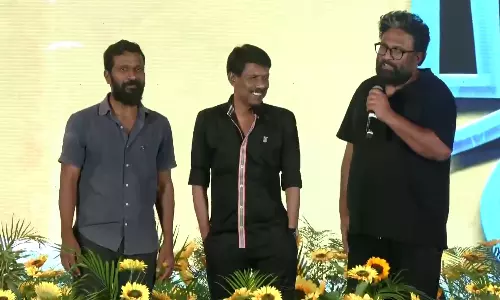 ஒரே மேடையில் திரண்ட 30 இயக்குநர்கள் - பறந்து போ பட விழா