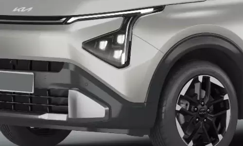 473கி.மீ. ரேஞ்ச் வழங்கும் கேரன்ஸ் கிளாவிஸ் EV - விரைவில் வெளியீடு