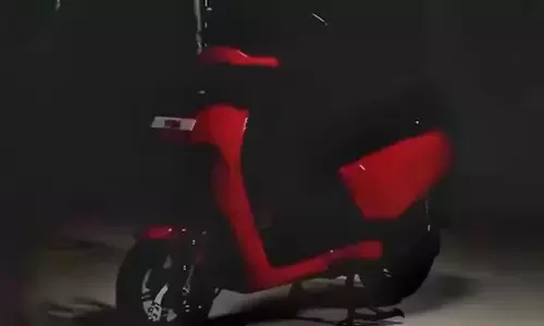 குறைந்த விலையில் புது எலெக்ட்ரிக் ஸ்கூட்டர் - ரிலீசுக்கு ரெடியான விடா VX2