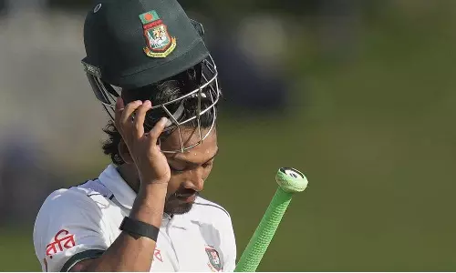 இன்னிங்ஸ் தோல்வி எதிரொலி... வங்கதேச டெஸ்ட் கேப்டன் பொறுப்பில் இருந்து விலகினார் ஷாண்டோ