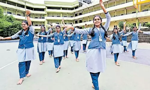 கேரளா: பள்ளி மாணவர்களுக்கு ஜூம்பா நடனப் பயிற்சி - மத அமைப்புகள் எதிர்ப்பு