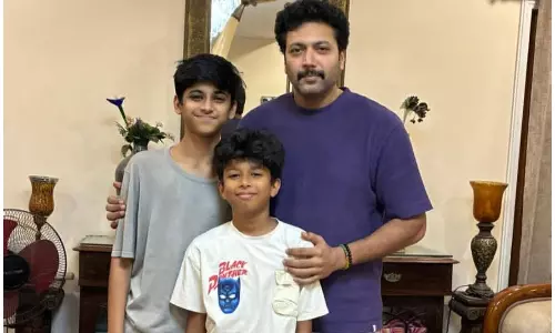 மூத்த மகனின் பிறந்தநாளை கொண்டாடிய ரவி மோகன்