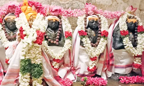 தஞ்சாவூர் பெரிய கோவிலில் மாணிக்கவாசகர் குருபூஜை வழிபாடு