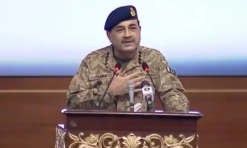 ஜம்மு காஷ்மீரில் நடப்பது பயங்கரவாதம் அல்ல, சட்டப்பூர்வமான சுதந்திர போராட்டம்  - பாகிஸ்தான் ராணுவ தளபதி