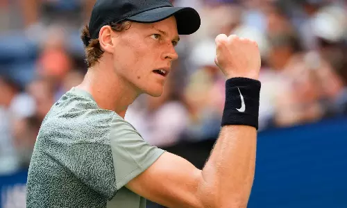 விம்பிள்டன் டென்னிஸ்: நம்பர் 1 வீரர் முதல் சுற்றில் வெற்றி