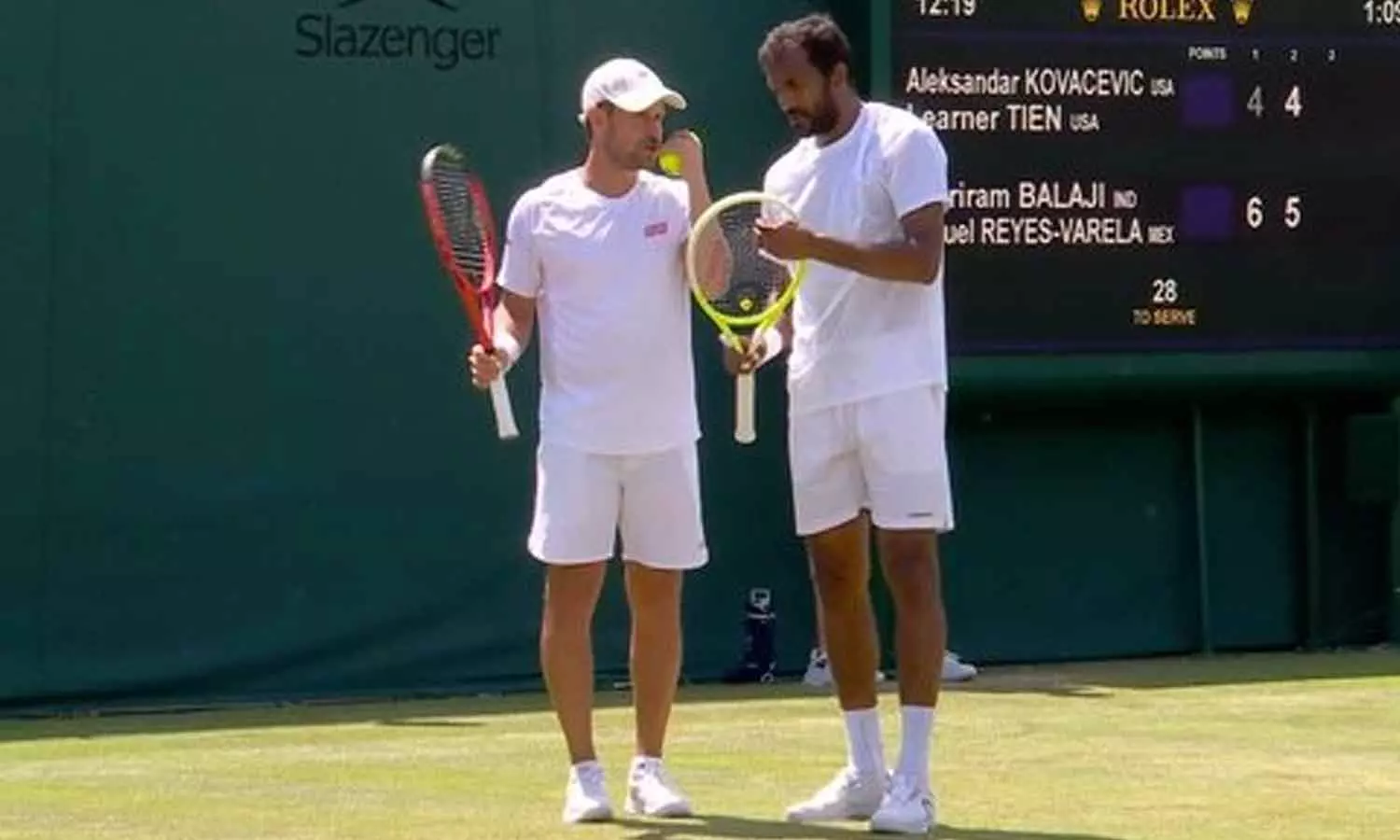 விம்பிள்டன்: ஆண்கள் இரட்டை பிரிவு ஆட்டத்தில் இந்தியாவின் பாலாஜி ஜோடி 2-வது சுற்றுக்கு முன்னேற்றம் விம்பிள்டன்: ஆண்கள் இரட்டை பிரிவு ஆட்டத்தில் இந்தியாவின் பாலாஜி ஜோடி 2-வது சுற்றுக்கு முன்னேற்றம்