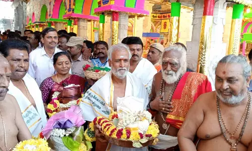 திருச்செந்தூர் கோவிலில் கும்பாபிஷேக இறுதிகட்ட பணிகளை பார்வையிட்டார் அமைச்சர் சேகர்பாபு