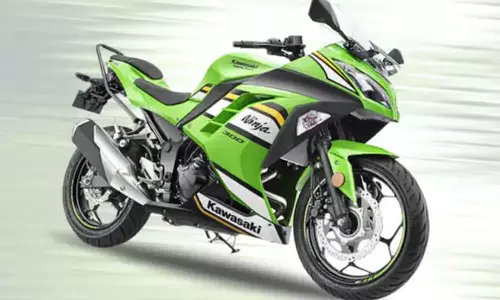 பைக்கிற்கு ரூ.84,000 வரை தள்ளுபடி அறிவித்த நிறுவனம்- எந்த மாடல் தெரியுமா?