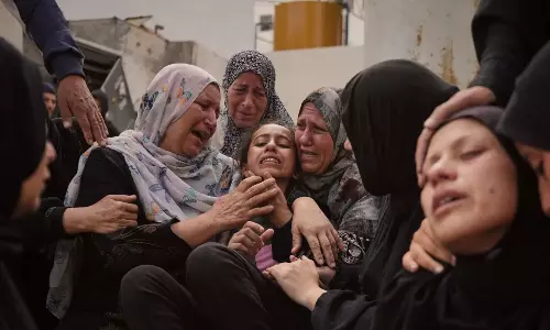 காசா தாக்குதலில் 94 பேர் பலி.. மேற்கு கரையை முழுமையாக இஸ்ரேலுடன் இணைக்க முயற்சி